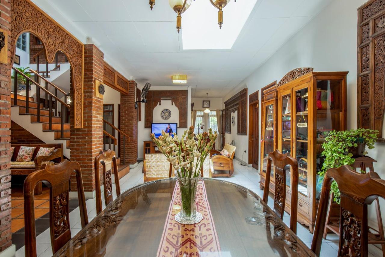 Sekararum Butik Syariah Guesthouse Бандунг Экстерьер фото